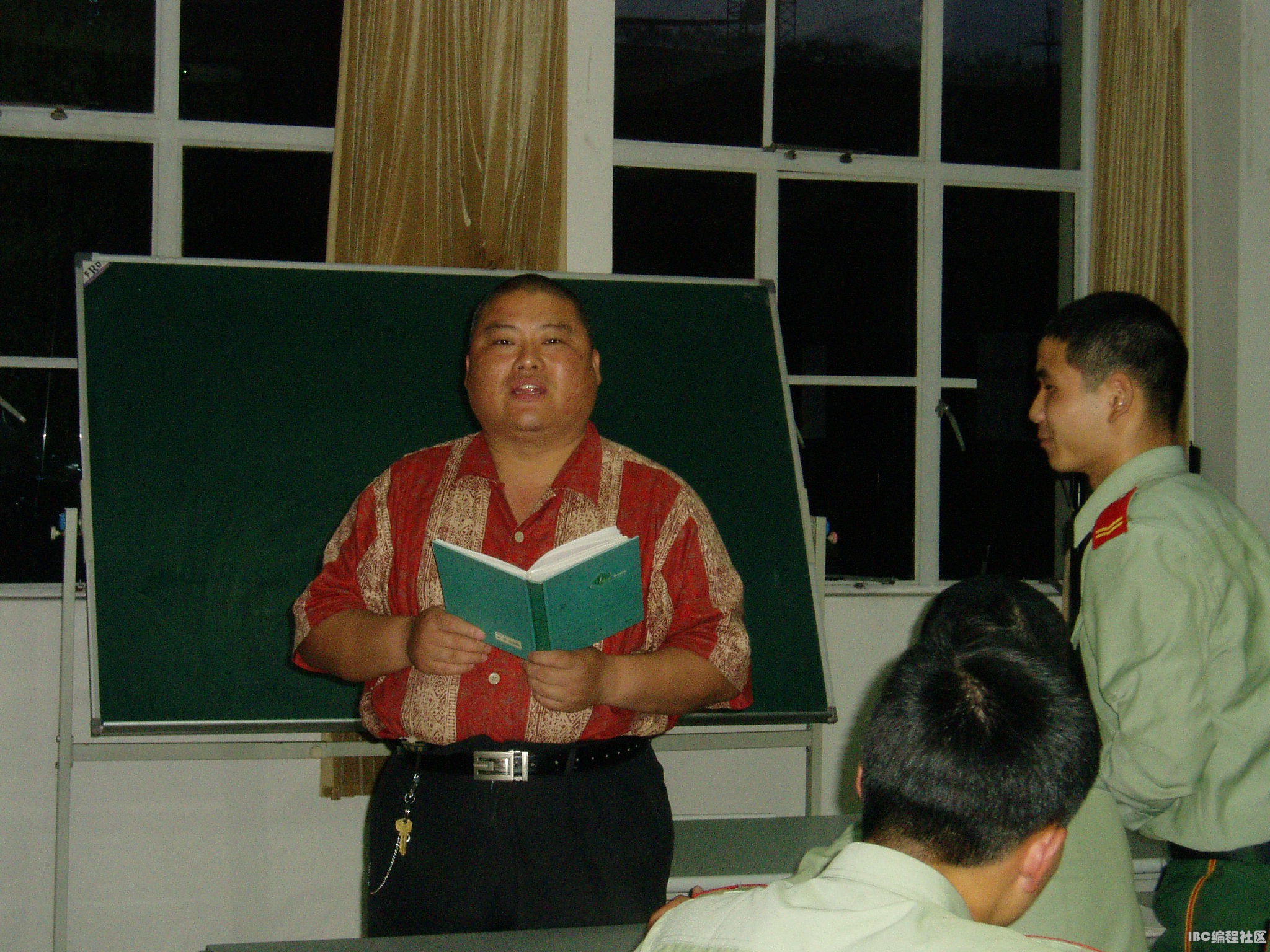 百度胖老师吧上海市公 安局轨道交通分局石宇玉老师求救  抖音快手百度贴吧百科图片视频知道搜索上海胖老师 ...