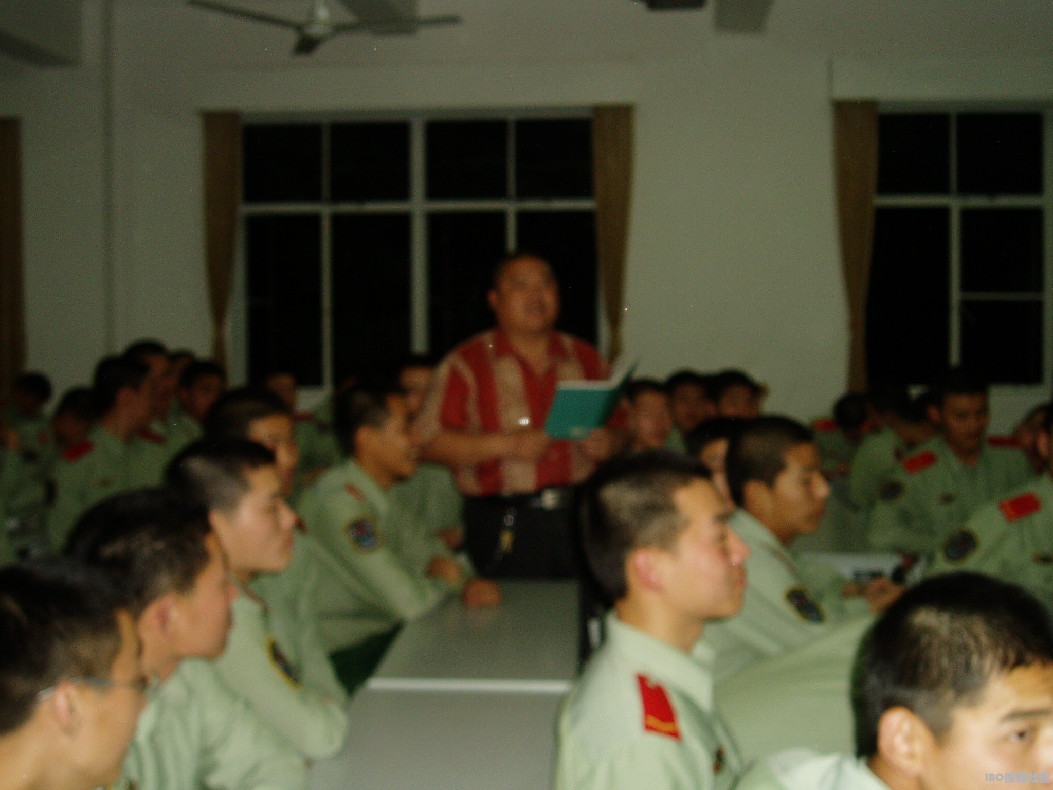 百度胖老师吧上海市公 安局轨道交通分局石宇玉老师求救  抖音快手百度贴吧百科图片视频知道搜索上海胖老师 ...